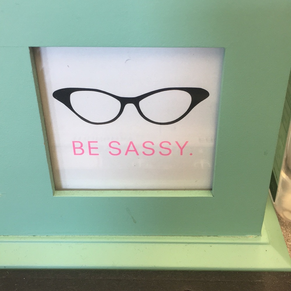 Meet your Posher, Melissa